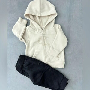 Calvin Klein baby matching set